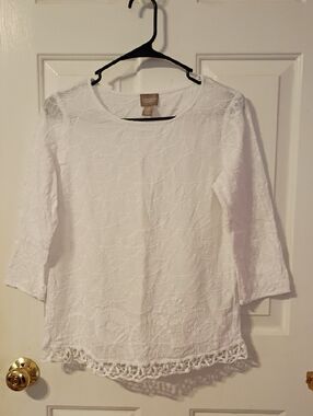 Chico's White Lace-Trim Three-Quarter Sleeve Top